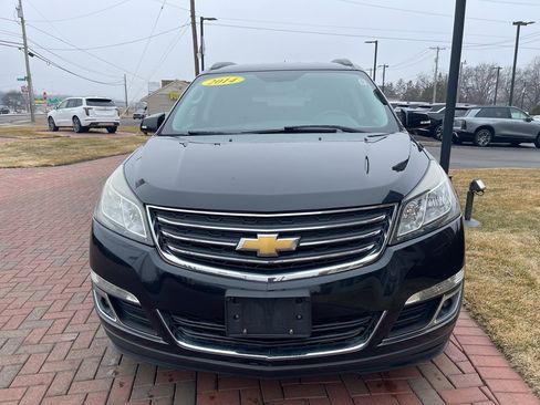 Used 2014 Chevrolet Traverse LT image 2