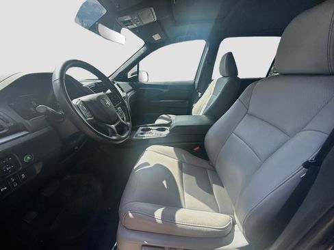 Certified 2024 Honda Passport EX-L image 18