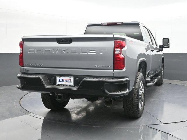 New 2026 Chevrolet Silverado 2500 Custom w/ Custom Value Package AWD/4WD image 9