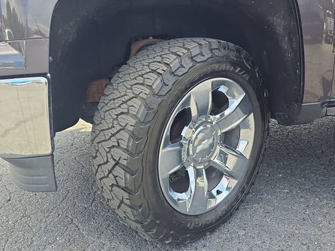 Used 2015 Chevrolet Silverado 1500 LTZ w/ LTZ Plus Package AWD/4WD image 33