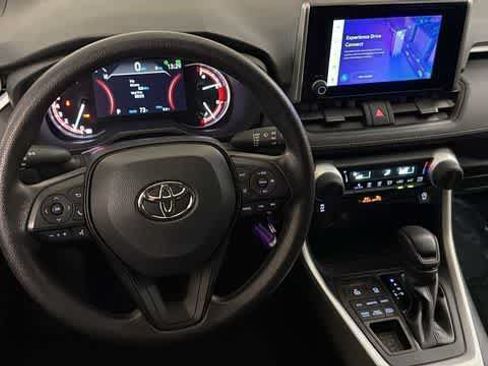 Used 2024 Toyota RAV4 LE AWD/4WD image 24