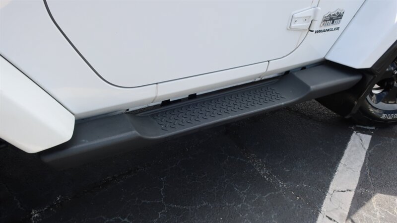 Used 2014 Jeep Wrangler Sahara AWD/4WD image 34