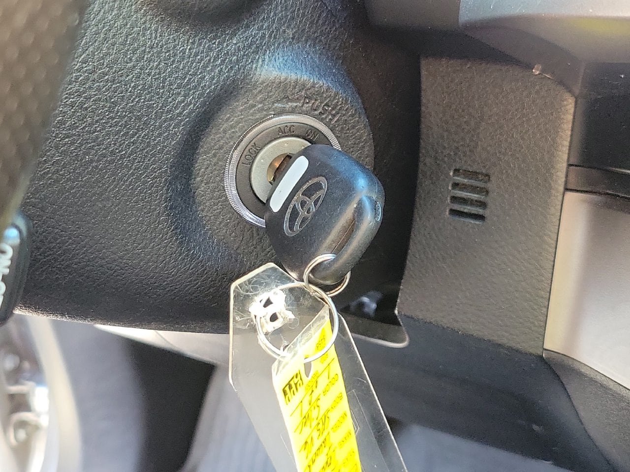 Used 2021 Toyota Tacoma SR5 RWD image 29
