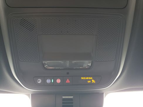 New 2026 Chevrolet Traverse LT FWD image 26