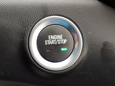 Used 2023 GMC Terrain Denali w/ Black Diamond Edition image 20