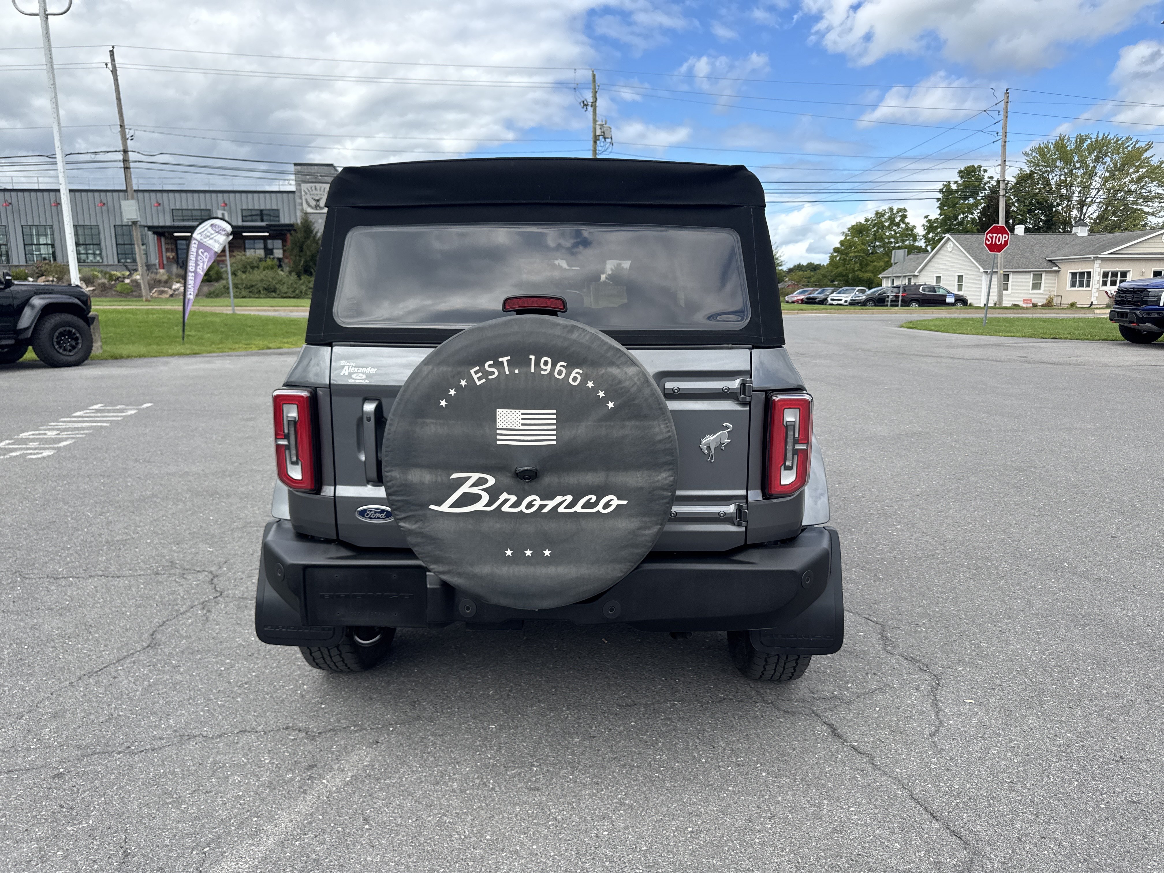 Used 2024 Ford Bronco Outer Banks AWD/4WD image 4