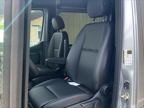 New 2025 Mercedes-Benz Sprinter 2500 image 19