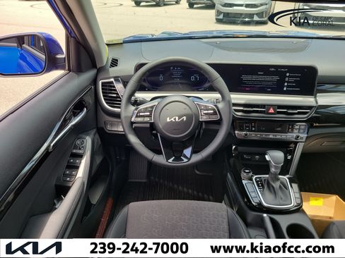 New 2026 Kia Seltos S FWD image 15