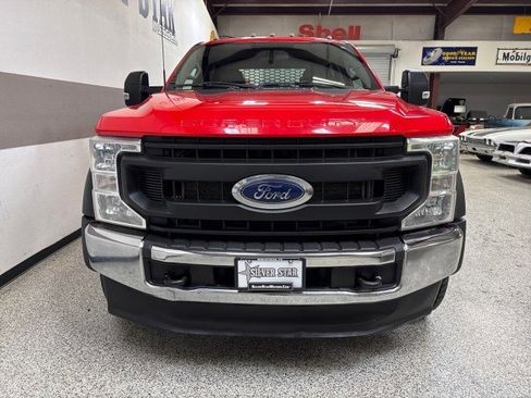 Used 2022 Ford F550 4x4 Crew Cab Super Duty w/ Power Equipment Group image 2