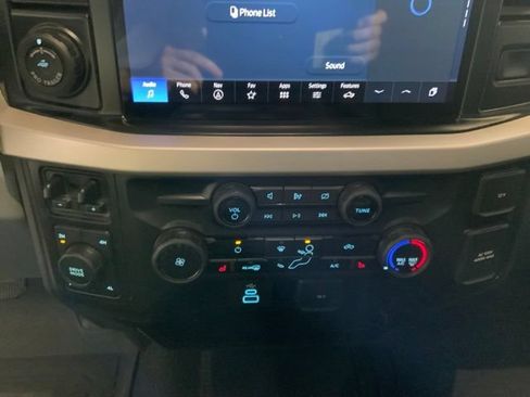Used 2023 Ford F350 XLT w/ XLT Premium Package AWD/4WD image 20