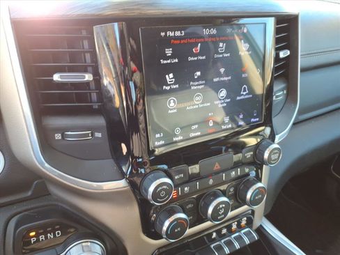 Used 2019 RAM 1500 Laramie image 12