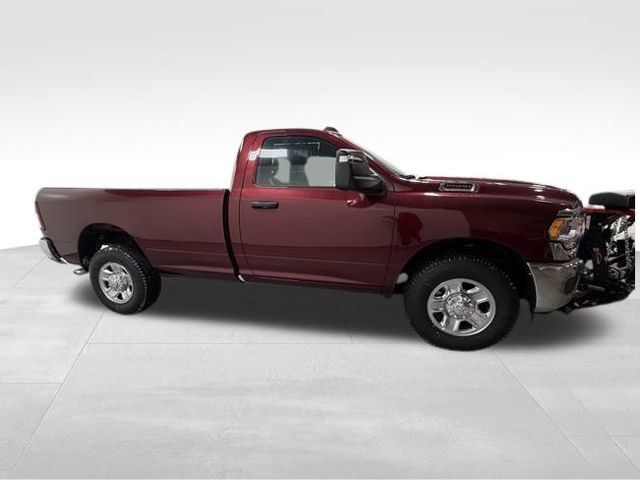 Used 2024 RAM 2500 Tradesman w/ Chrome Appearance Group AWD/4WD image 6