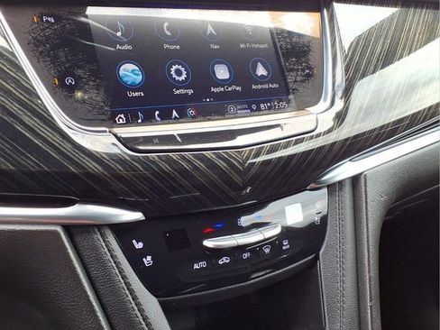 Used 2023 Cadillac XT6 Premium Luxury AWD/4WD image 9