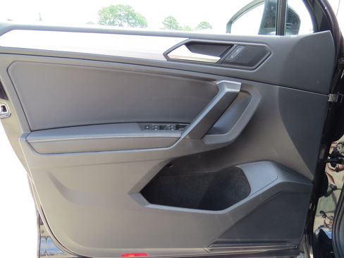 Used 2023 Volkswagen Tiguan S FWD image 15