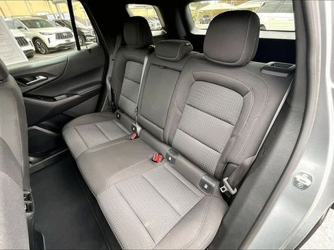 Used 2025 Chevrolet Equinox LT image 36