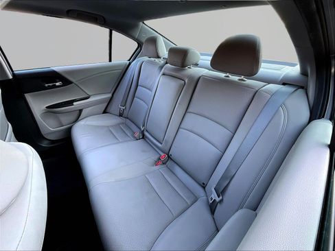 Used 2016 Honda Accord EX-L image 22