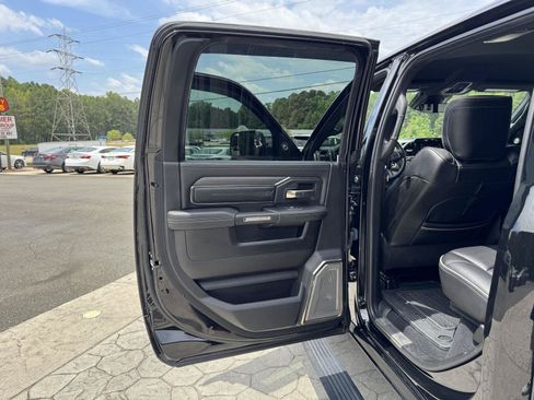 Used 2020 RAM 2500 Limited AWD/4WD image 7