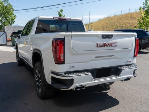 Used 2020 GMC Sierra 1500 AT4 w/ AT4 Premium Package AWD/4WD image 5
