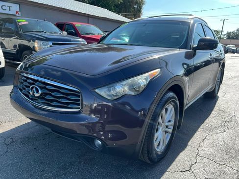 Used 2010 INFINITI FX35 AWD w/ Navigation Pkg image 2