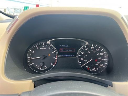 Used 2020 Nissan Pathfinder Platinum image 16