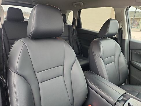 Used 2024 Nissan Rogue SL image 32