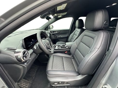 New 2026 Chevrolet Equinox LT w/ Convenience Package II image 9