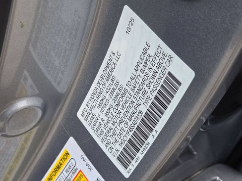 Used 2025 Honda Accord SE image 37