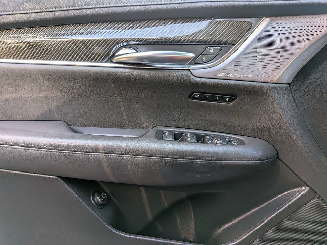 Used 2020 Cadillac XT6 Sport AWD/4WD image 26