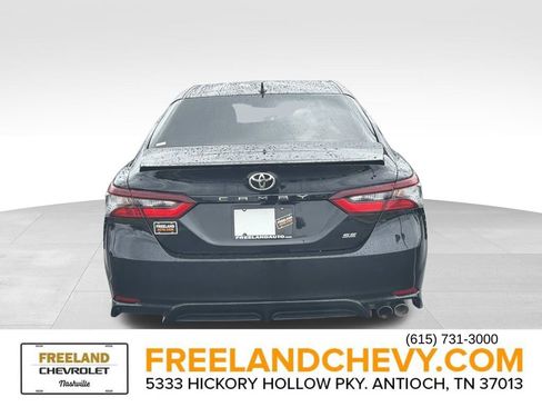 Used 2021 Toyota Camry SE FWD image 4
