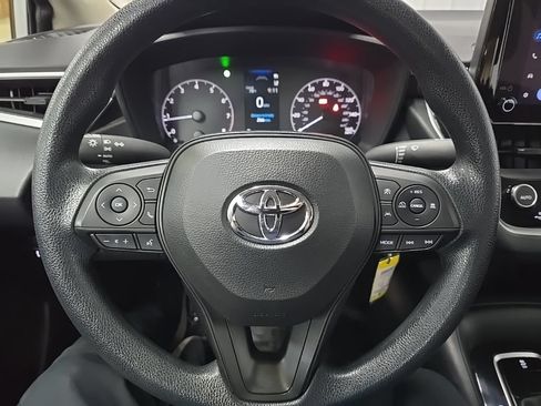 Used 2023 Toyota Corolla LE FWD image 18