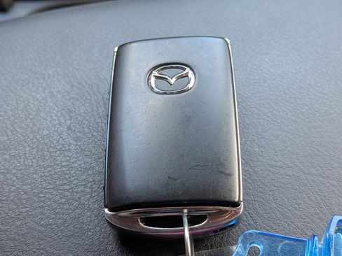Used 2025 MAZDA CX-5 AWD 2.5 S w/ Preferred Package image 35