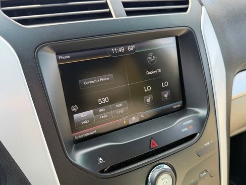 Used 2014 Ford Explorer XLT w/ Equipment Group 202A image 18