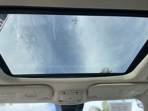 Used 2021 Lincoln Navigator Black Label w/ Cargo Convenience Package image 20