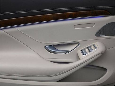 Used 2017 Mercedes-Benz S 550 4MATIC Sedan image 13
