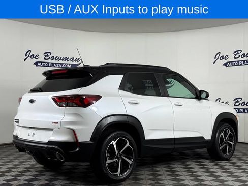 Used 2023 Chevrolet TrailBlazer RS w/ Sun and Liftgate Package AWD/4WD image 7