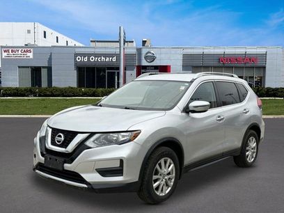Used 2017 Nissan Rogue SV
