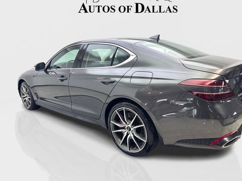 Used 2025 Genesis G70 2.5T RWD image 14