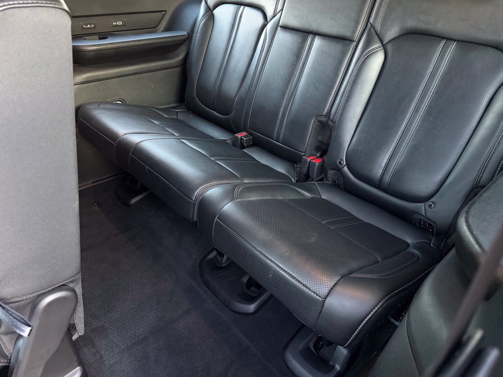 Used 2025 Jeep Wagoneer Series II w/ 8-Passenger Seating Package AWD/4WD image 34