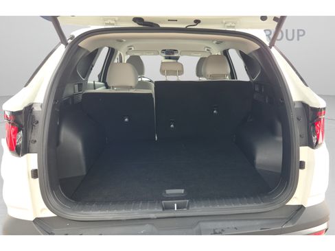 Used 2025 Hyundai Tucson SEL FWD image 13