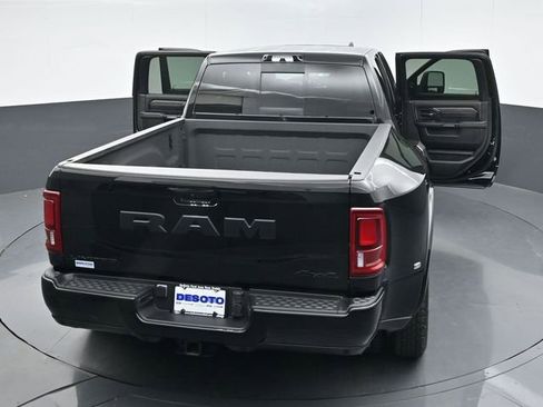Used 2025 RAM 3500 Limited AWD/4WD image 63