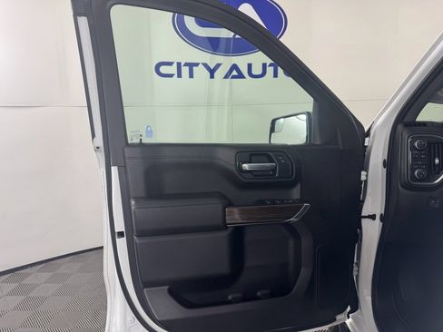 Used 2021 Chevrolet Silverado 1500 LT image 14