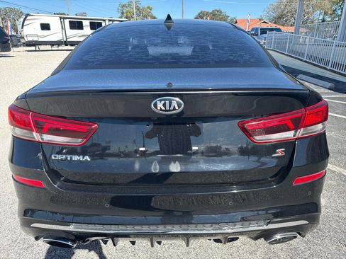 Used 2019 Kia Optima S image 4