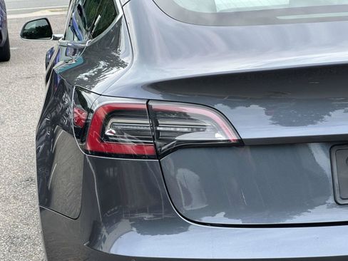 Used 2020 Tesla Model 3 Long Range AWD/4WD image 11