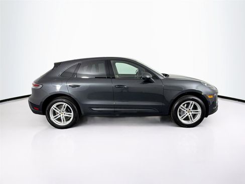 Used 2024 Porsche Macan T w/ Premium Plus Package image 11