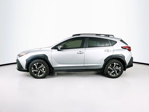 Used 2024 Subaru Crosstrek 2.0i Premium image 4