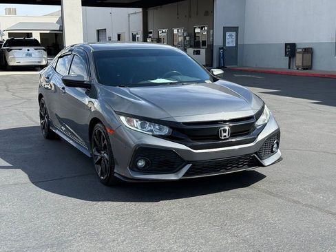 Used 2017 Honda Civic Sport image 1