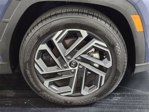 Used 2025 Hyundai Tucson Limited image 9