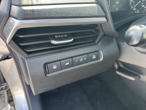 Used 2024 Nissan Altima 2.5 SV w/ SV Premium Package FWD image 14