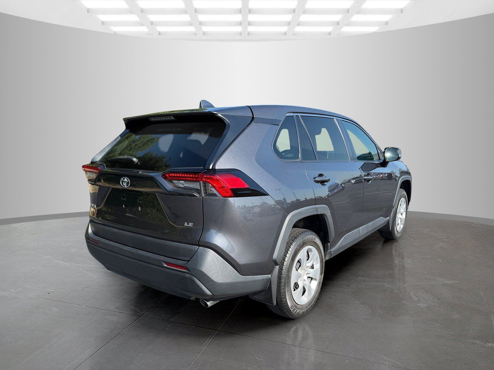 Used 2023 Toyota RAV4 LE FWD image 7