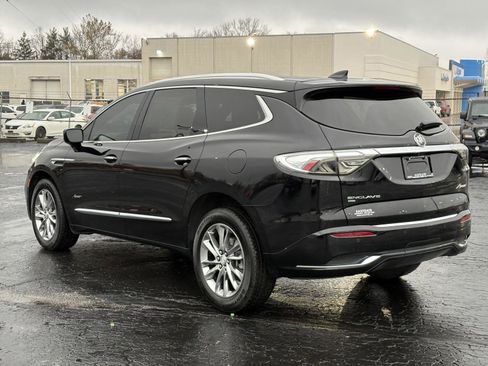 Used 2024 Buick Enclave Avenir w/ Avenir Technology Package image 5